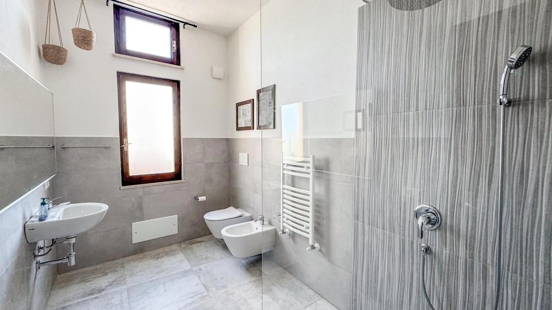 טורה דלה סטלה Villa Mizar - Newly Renovated Private And An Amazing View איטליה